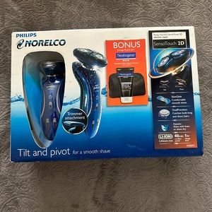 *BNIB* Philips Norelco Sensotouch 2D electric razor